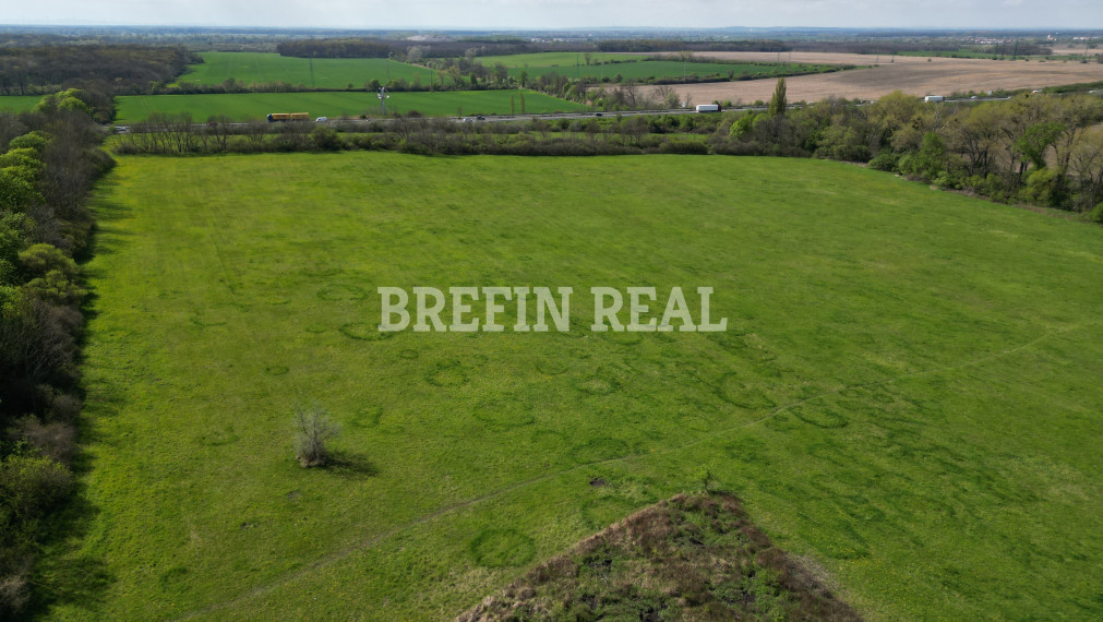 ZNÍŽENÁ CENA-investičný POZEMOK v Stupave 568 m2-DOHODA MOŽNÁ