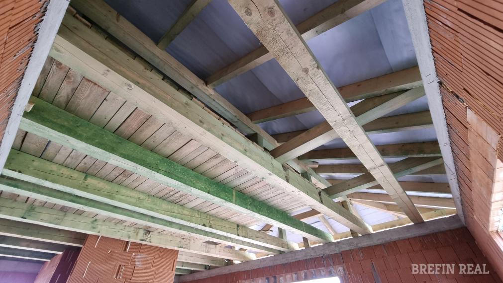 4.izb. BUNGALOV 140 m2, POZEMOK 584 m2