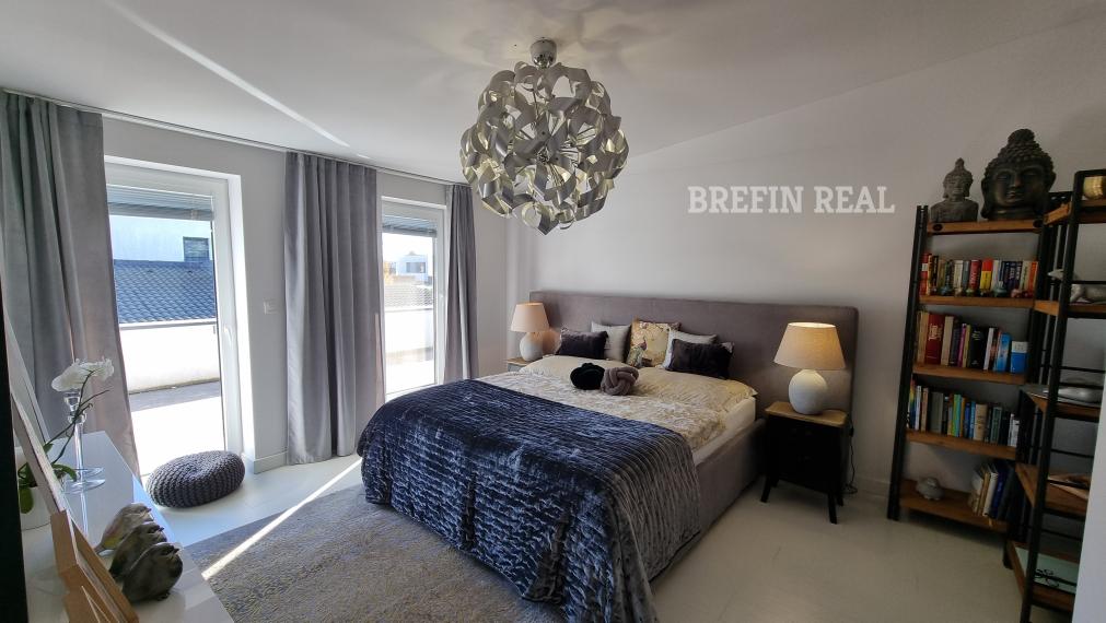 ZNÍŽENÁ CENA za SUPER 6 izb. RD 202 m2, pozemok 700 m2, bazén-tepelné čerpadlo, ohrev na 31 st., protiprúd, slaná voda