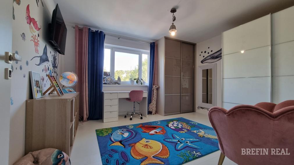 ZNÍŽENÁ CENA za SUPER 6 izb. RD 202 m2, pozemok 700 m2, bazén-tepelné čerpadlo, ohrev na 31 st., protiprúd, slaná voda