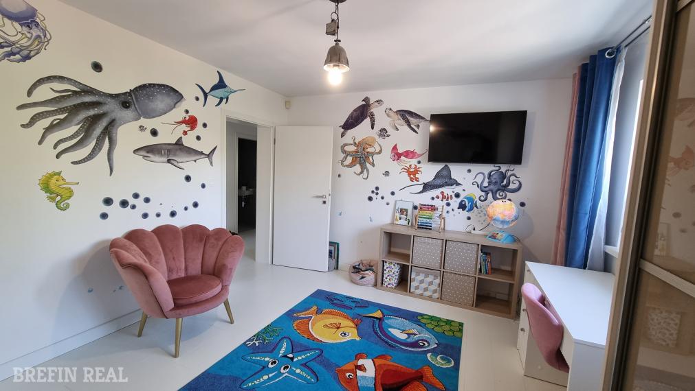 ZNÍŽENÁ CENA za SUPER 6 izb. RD 202 m2, pozemok 700 m2, bazén-tepelné čerpadlo, ohrev na 31 st., protiprúd, slaná voda