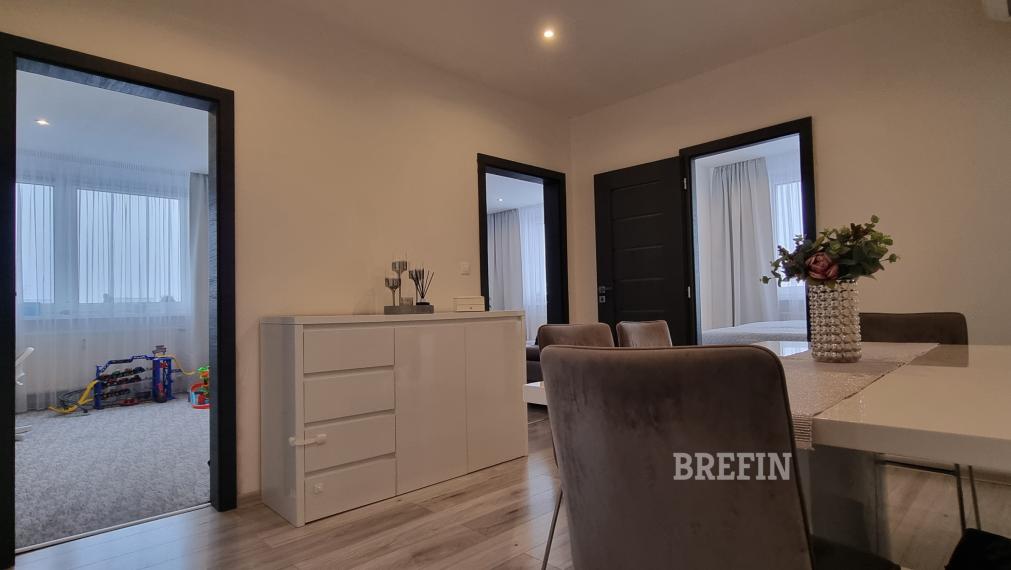 Moderný 3-izbový byt s klimatizáciou a zasklenou loggiou, 13/13 – Smolenická, Petržalka