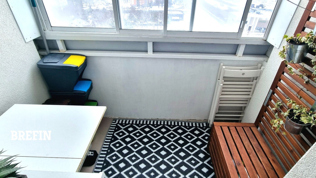 Moderný, zariadený 3.izb. byt, klimatizácia, zasklená loggia – Smolenická, Petržalka