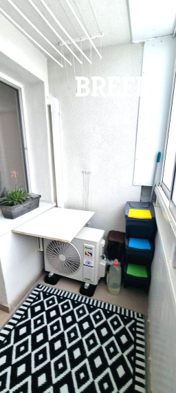 Moderný, zariadený 3.izb. byt, klimatizácia, zasklená loggia – Smolenická, Petržalka