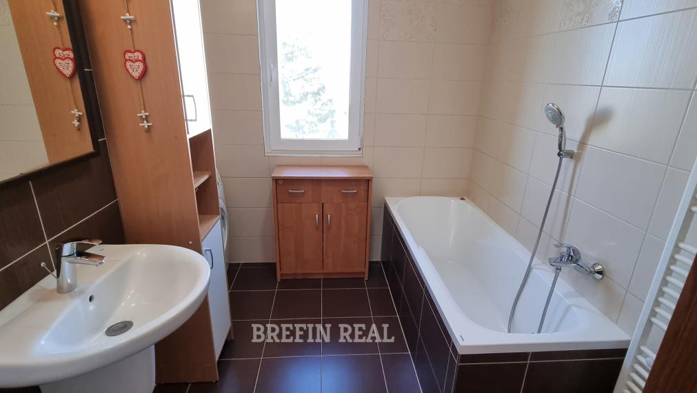 VEĽKÝ, MODERNÝ 3.izb. BYT Bezručová ul.