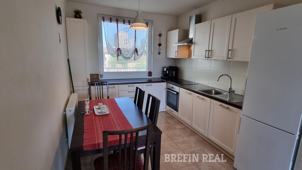 VEĽKÝ, MODERNÝ 3.izb. BYT Bezručová ul.