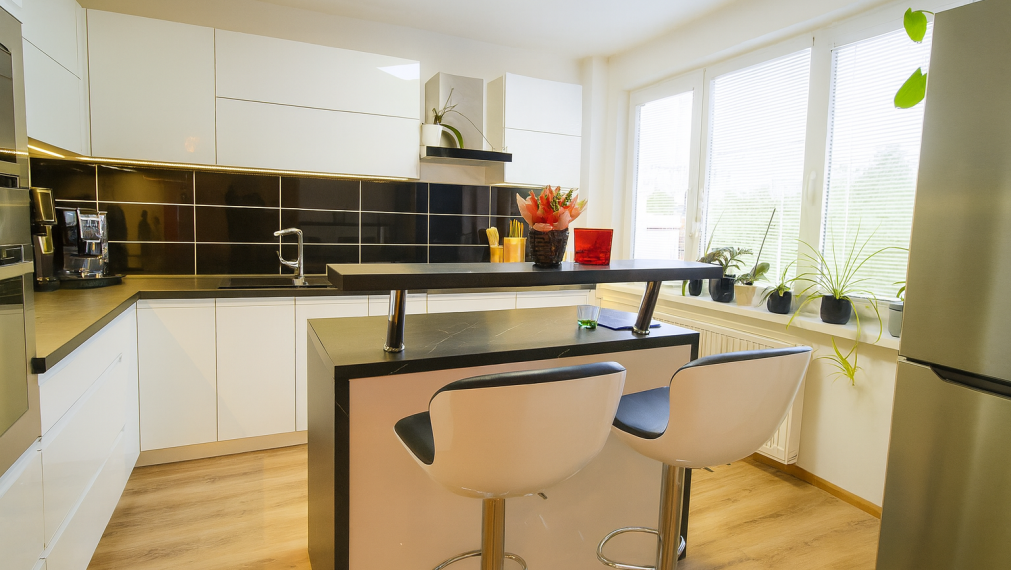 Ideálne spojenie PRIESTOR, KOMFORT, SÚKROMIE - 6-izb. RD vo Vajnoroch | bazén | garáž | 232 m²