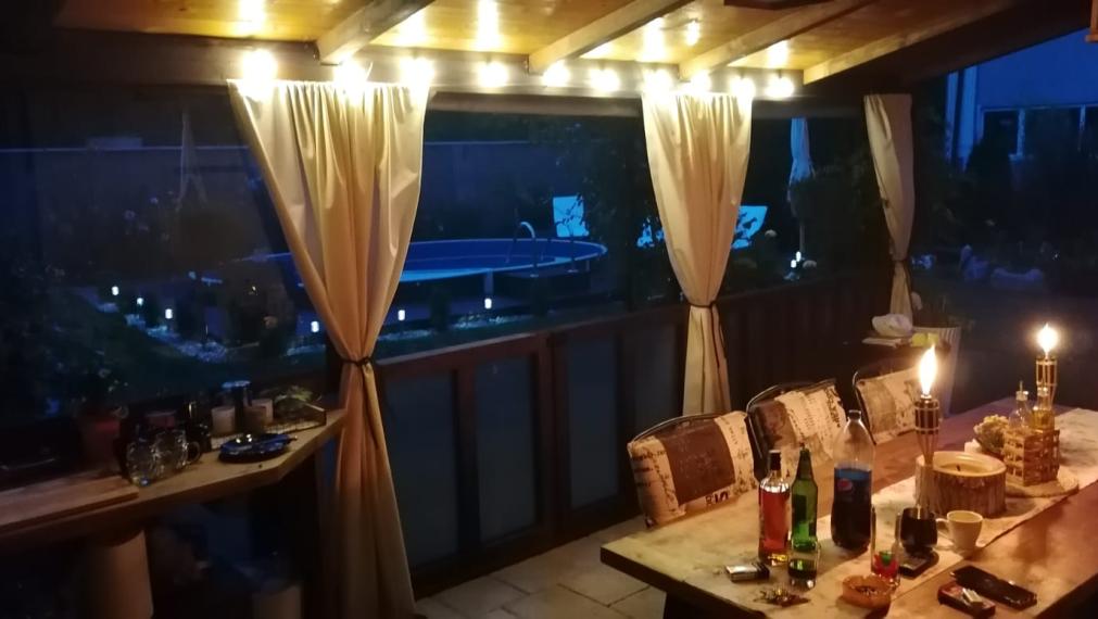 Ideálne spojenie PRIESTOR, KOMFORT, SÚKROMIE - 6-izb. RD vo Vajnoroch | bazén | garáž | 232 m²