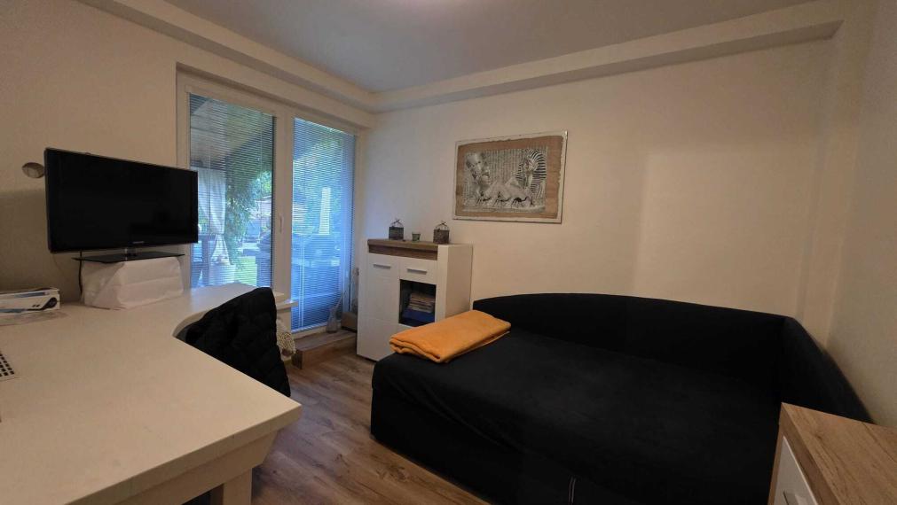 Ideálne spojenie PRIESTOR, KOMFORT, SÚKROMIE - 6-izb. RD vo Vajnoroch | bazén | garáž | 232 m²