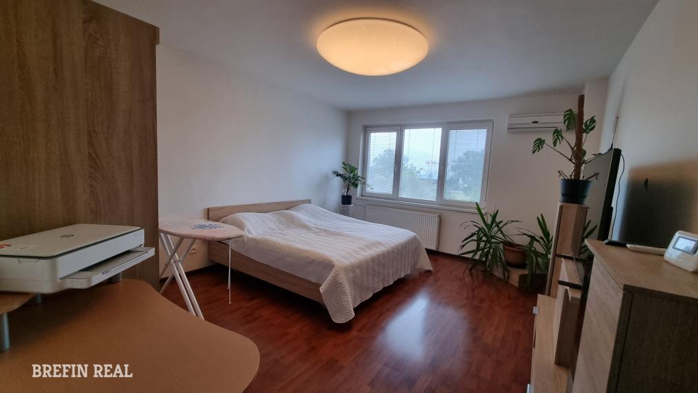 Ideálne spojenie PRIESTOR, KOMFORT, SÚKROMIE - 6-izb. RD vo Vajnoroch | bazén | garáž | 232 m²