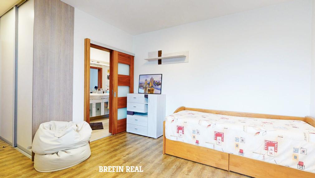 NADŠTANDARTNÝ a MODERNÝ 188 m2, 5-izbový DOM