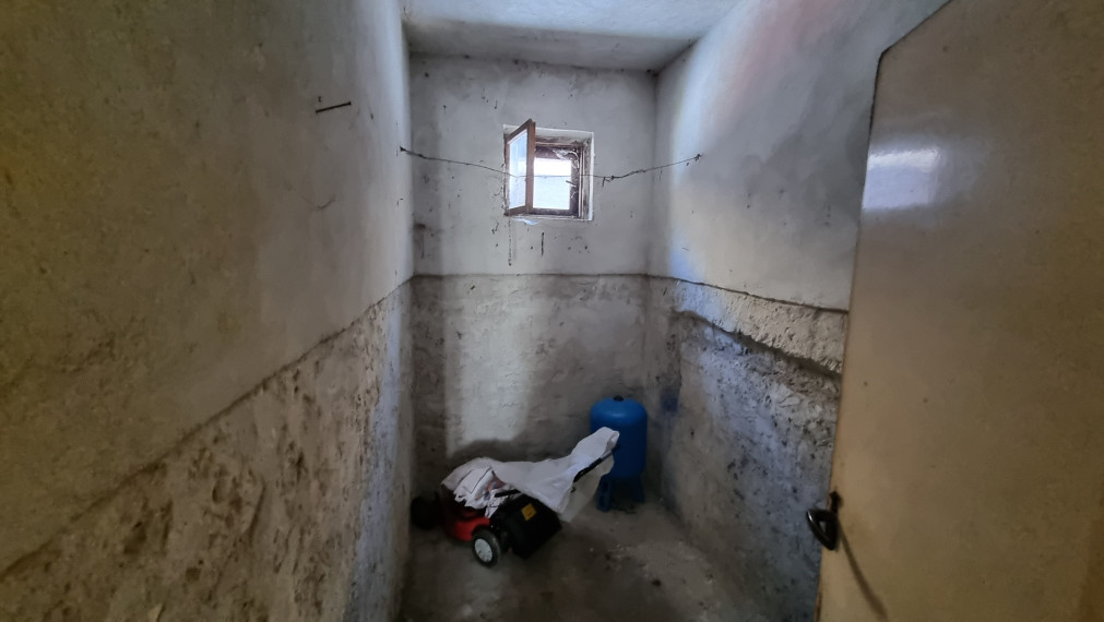 VEĽKÝ 1020 m² POZEMOK POD LESOM V BORINKE – POKOJ, PRÍRODA A POTENCIÁL