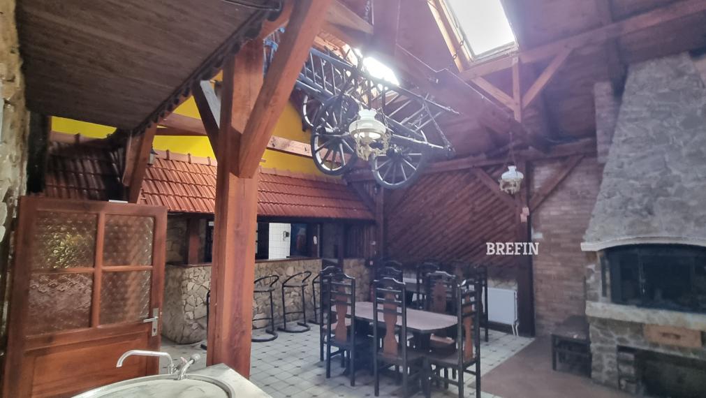 Bývalé pohostinstvo s atmosférou vidieka | 758 m² pozemok | široké možnosti využitia | Studienka