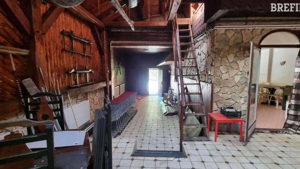 Bývalé pohostinstvo s atmosférou vidieka | 758 m² pozemok | široké možnosti využitia | Studienka
