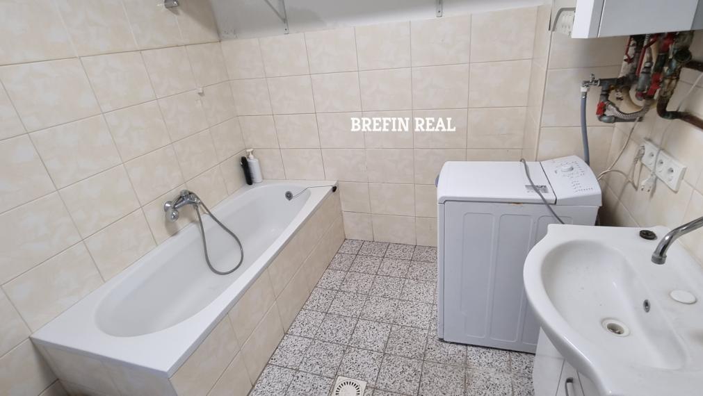 3-izbový rodinný dom s garážou a pozemkom 703 m² – Stupava