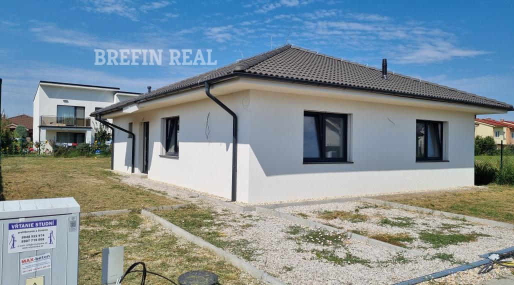 4.izb. BUNGALOV 140 m2, POZEMOK 584 m2