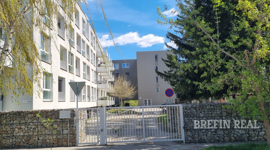 VEĽKÝ, MODERNÝ 3.izb. BYT Bezručová ul.