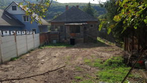 POKOJ a PRÍRODA-JAR-JESEŇ-spoločný ČAS na DVORE-1020 m2 - fotografia 11