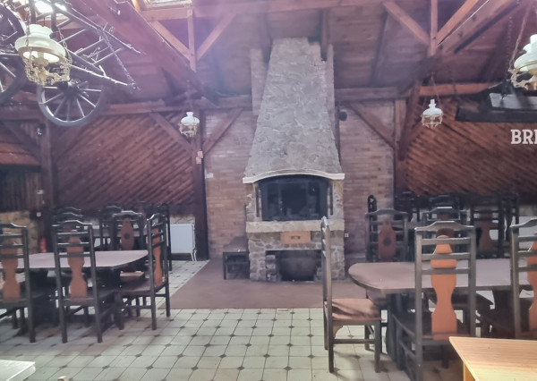 Bývalé pohostinstvo s atmosférou vidieka | 758 m² pozemok | široké možnosti využitia | Studienka
