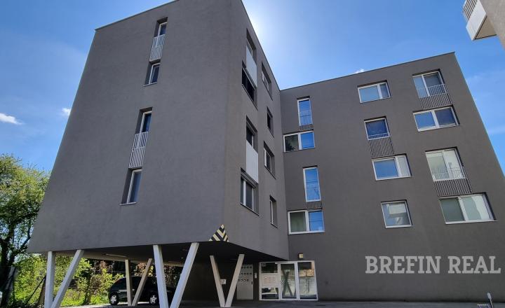 VEĽKÝ, MODERNÝ 3.i. BYT s parkovacím miestom, centrum Stupavy, Bezrucova 21/A-Avana - fotografia 32
