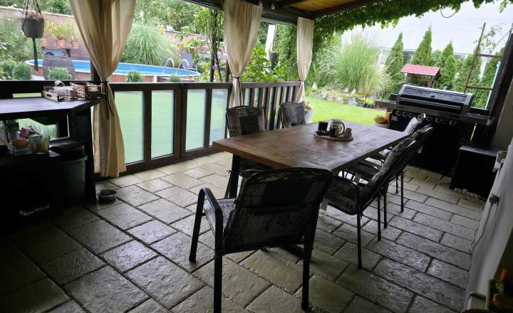 Znížená cena 6-izb. dom | súkromie, bazén, parkovanie| | bývanie aj podnikanie | BA Vajnory - fotografia 3