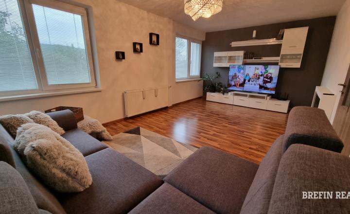Znížená cena 6-izb. dom | súkromie, bazén, parkovanie| | bývanie aj podnikanie | BA Vajnory - fotografia 17