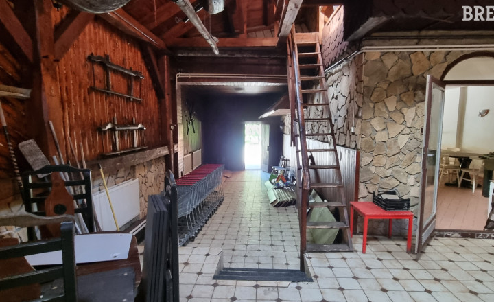 Multifunkčný RD-bývanie+prenájom-obchod-služby-penzión - fotografia 14