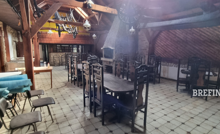Multifunkčný RD-bývanie+prenájom-obchod-služby-penzión - fotografia 15