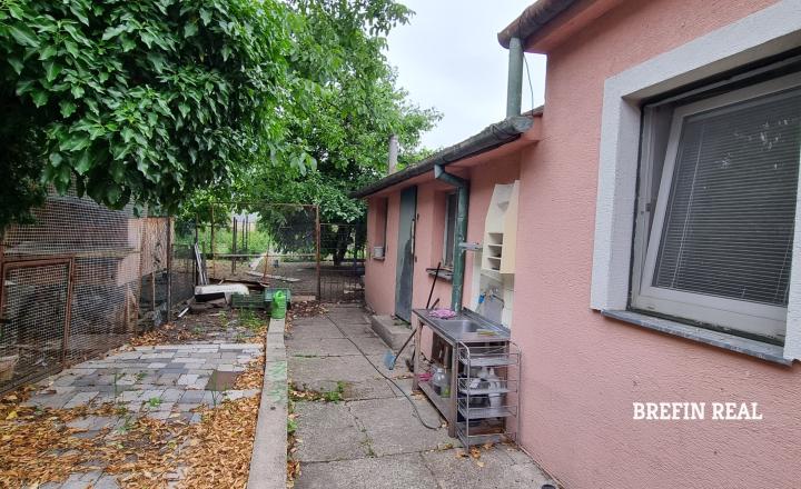 3-izbový rodinný dom s garážou a pozemkom 703 m² – Stupava - fotografia 20