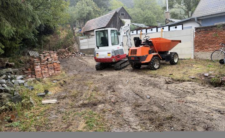 POKOJ a PRÍRODA-JAR až JESEŇ-spoločný ČAS na DVORE-1020 m2 - fotografia 27