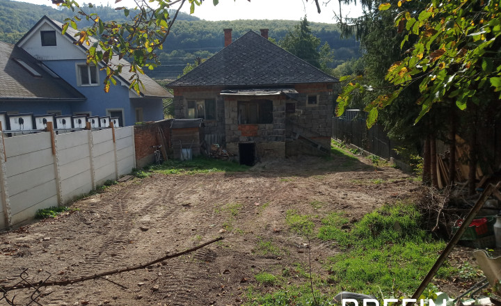 POKOJ a PRÍRODA-JAR-JESEŇ-spoločný ČAS na DVORE-1020 m2 - fotografia 10